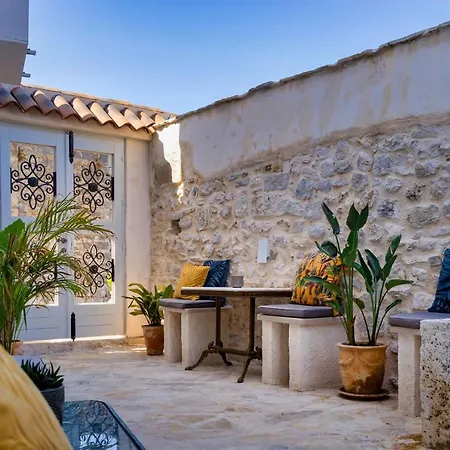 Town House Rosario 3*