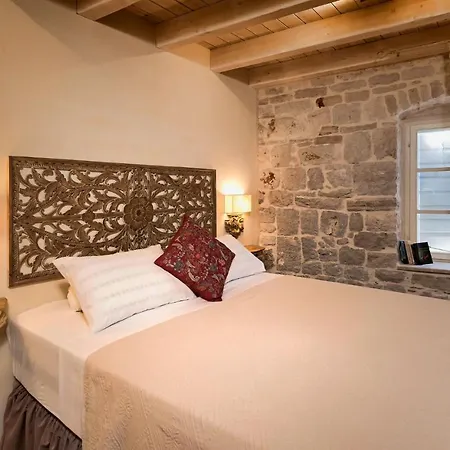 Town House Rosario Pensión 3*