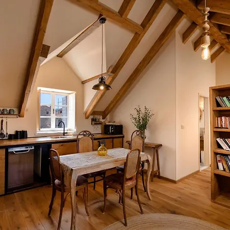 Town House Rosario Pensión