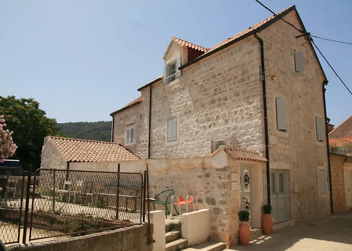 Town House Rosario 3*